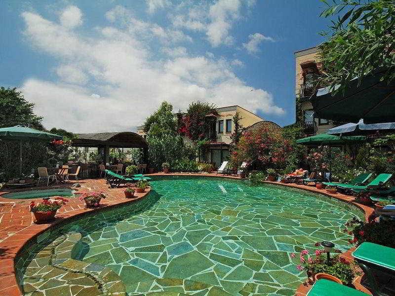El Vino & Otel 4*